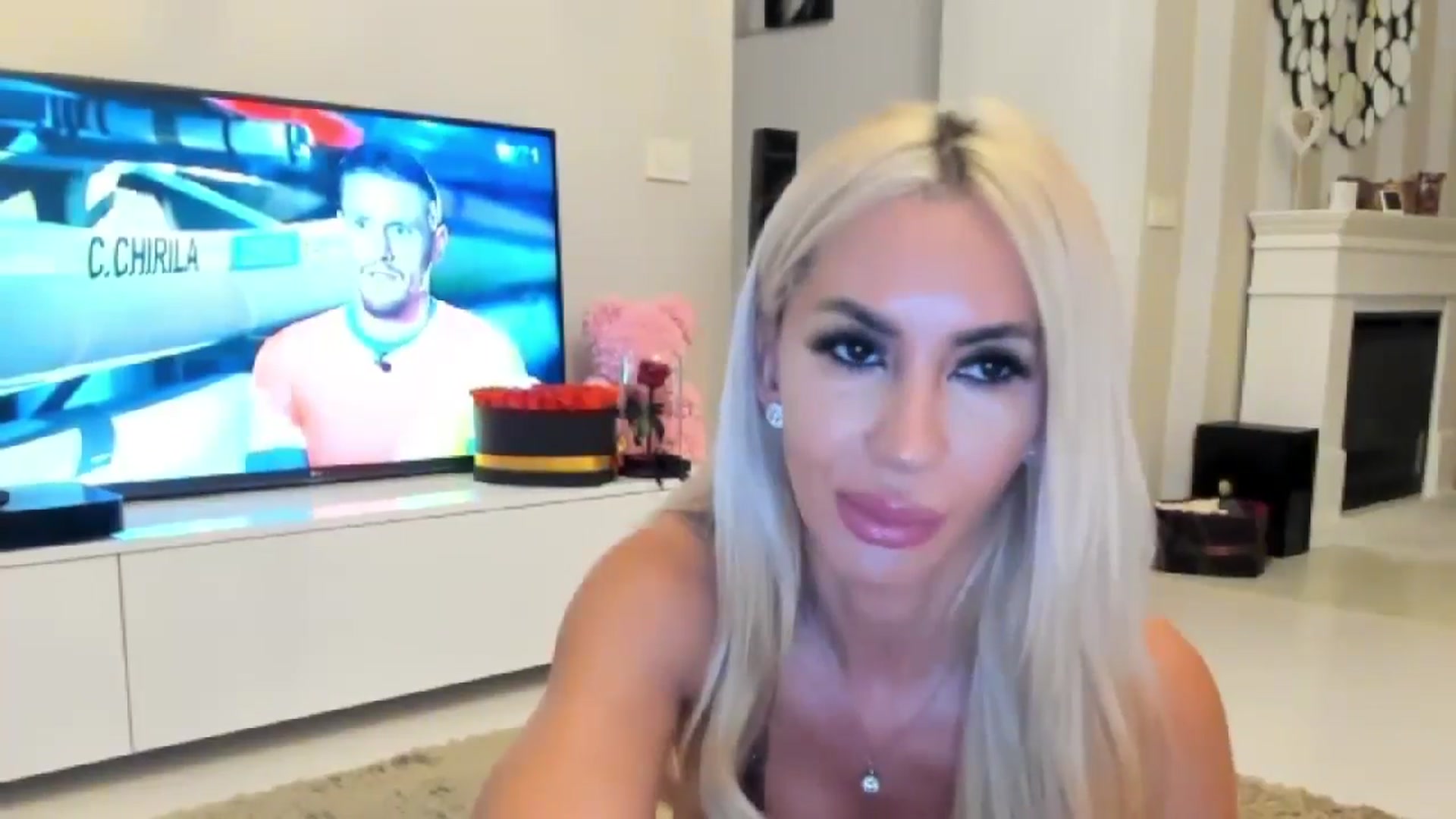 Gallery image thumbnail from Missy_alena's myfreecams stream on, 08/06/2024, 20:10 image 2 of 20