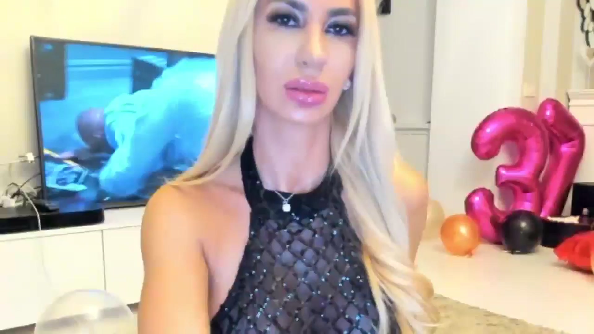 Gallery image thumbnail from Missy_alena's myfreecams stream on, 08/15/2024, 02:10 image 3 of 20