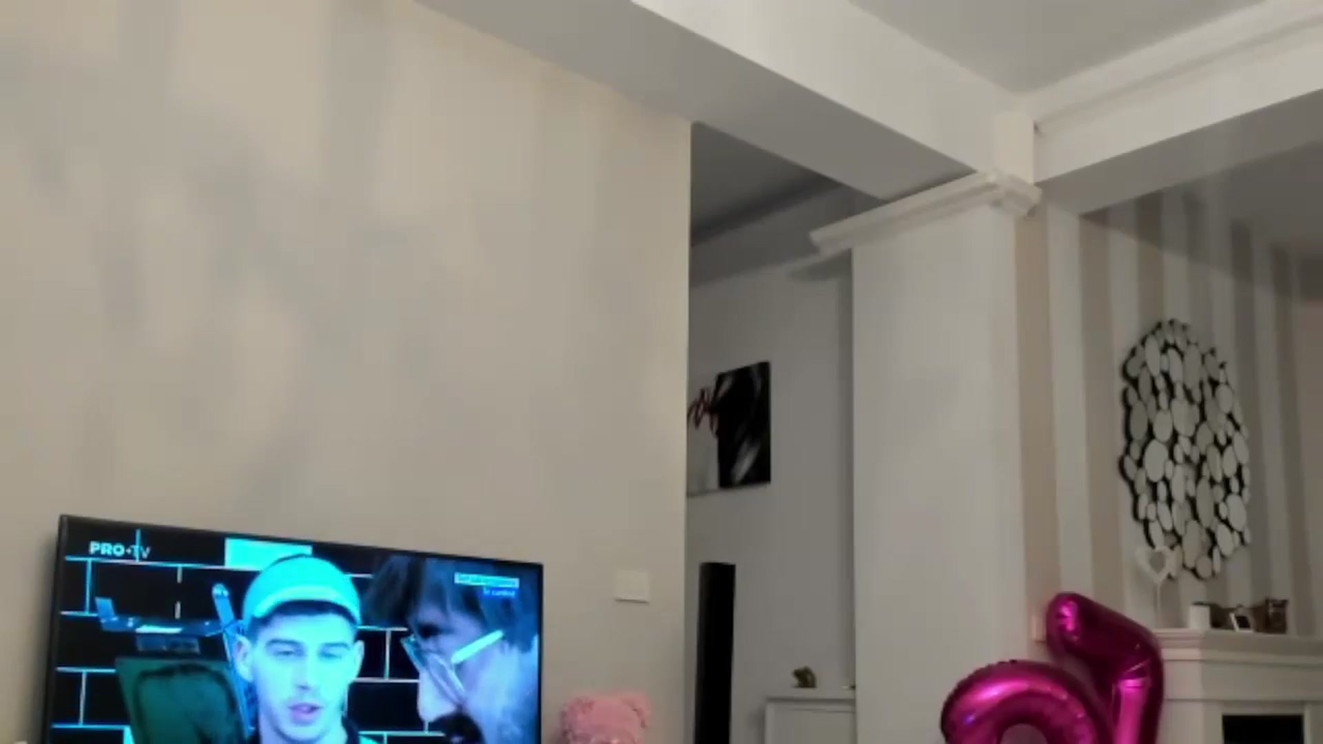 Gallery image thumbnail from Missy_alena's myfreecams stream on, 08/20/2024, 23:42 image 10 of 20