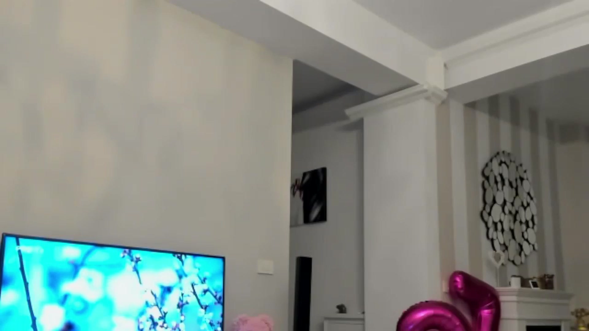 Gallery image thumbnail from Missy_alena's myfreecams stream on, 08/22/2024, 24:26 image 2 of 20