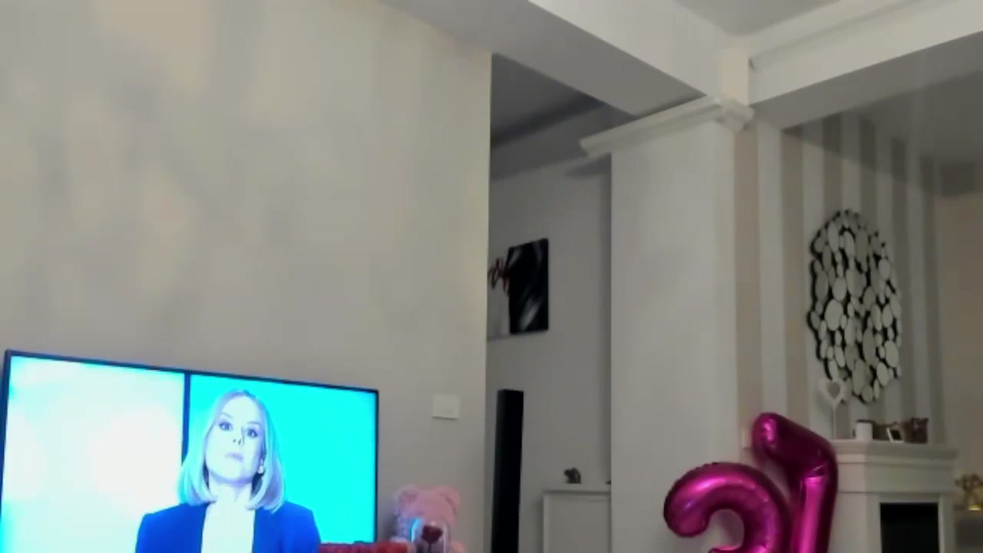 Gallery image thumbnail from Missy_alena's myfreecams stream on, 08/22/2024, 24:26 image 14 of 20