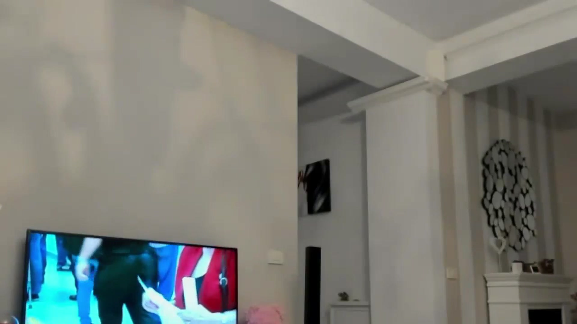Gallery image thumbnail from Missy_alena's myfreecams stream on, 09/12/2024, 22:46 image 6 of 20
