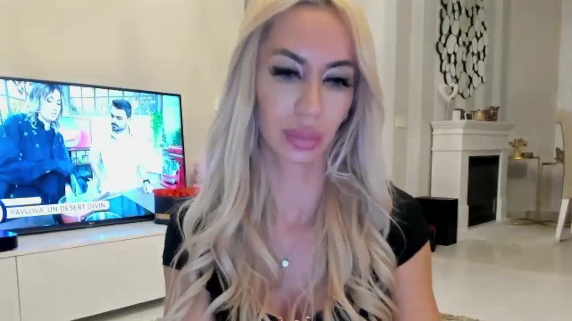Gallery image thumbnail from Missy_alena's myfreecams stream on, 10/03/2024, 01:33 image 8 of 20