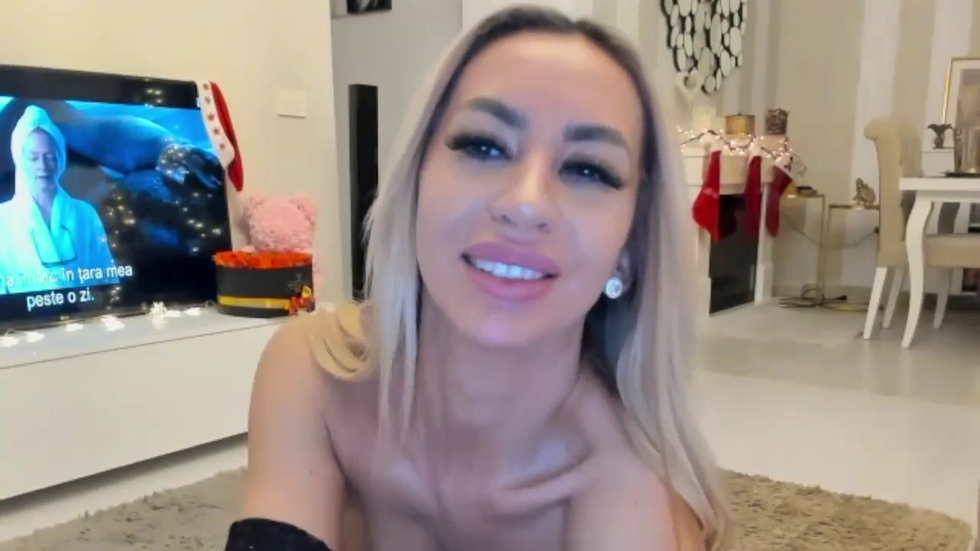 Gallery image thumbnail from Missy_alena's myfreecams stream on, 12/25/2024, 23:41 image 12 of 20