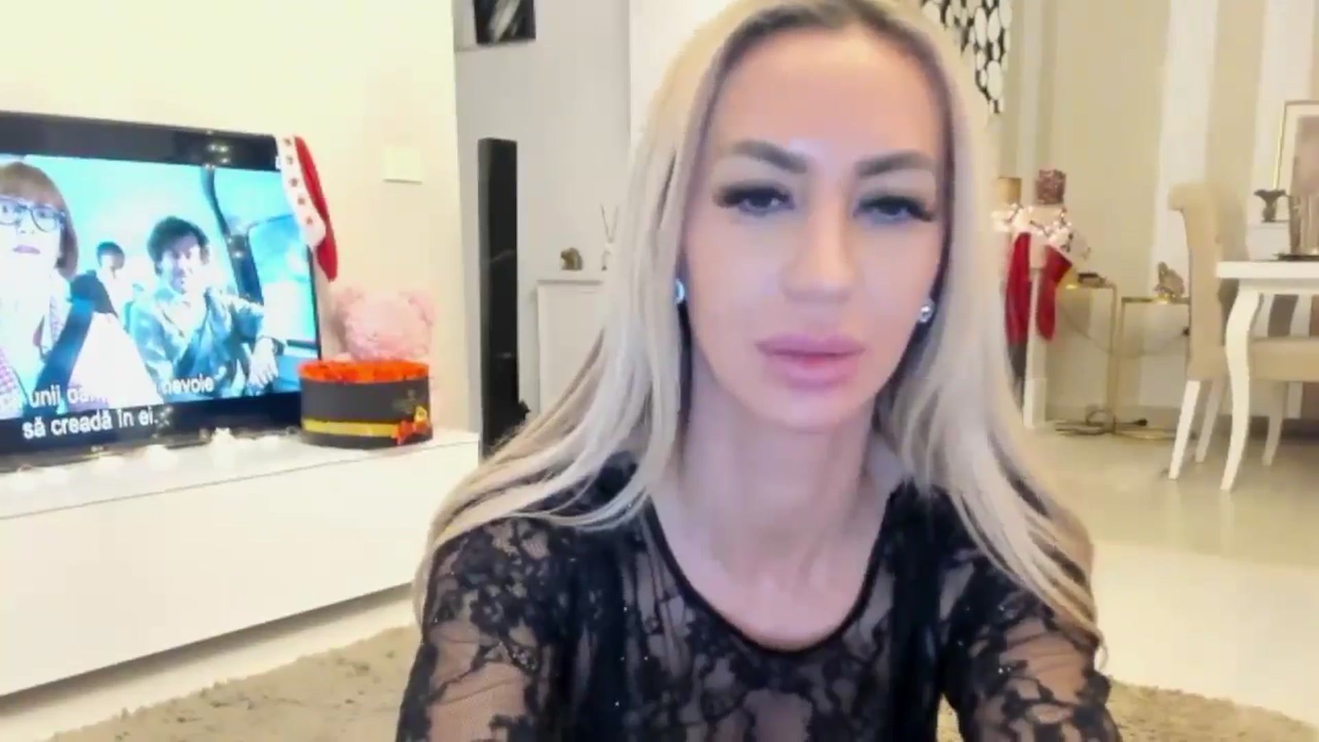Gallery image thumbnail from Missy_alena's myfreecams stream on, 12/25/2024, 23:41 image 7 of 20