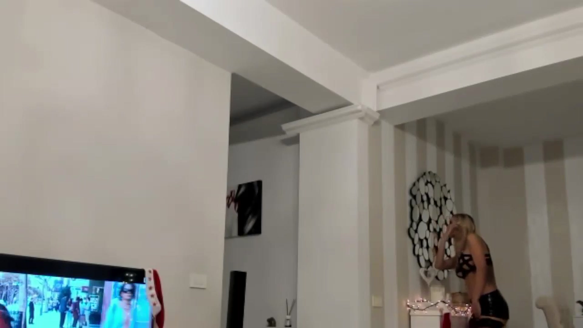Gallery image thumbnail from Missy_alena's myfreecams stream on, 01/01/2025, 23:12 image 2 of 20