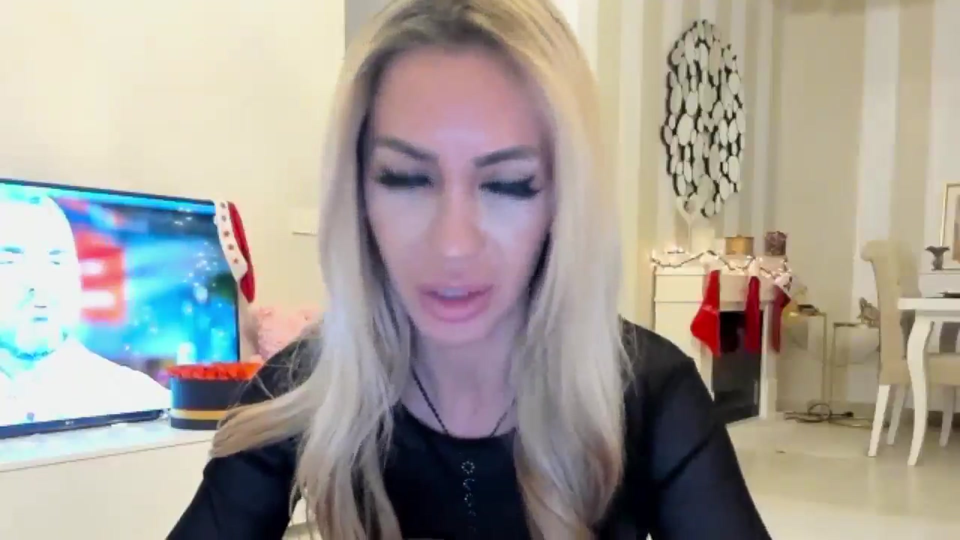 Gallery image thumbnail from Missy_alena's myfreecams stream on, 01/08/2025, 01:34 image 11 of 20