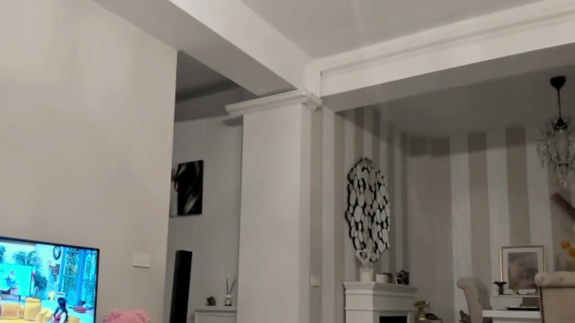 Gallery image thumbnail from Missy_alena's myfreecams stream on, 01/14/2025, 03:12 image 9 of 20