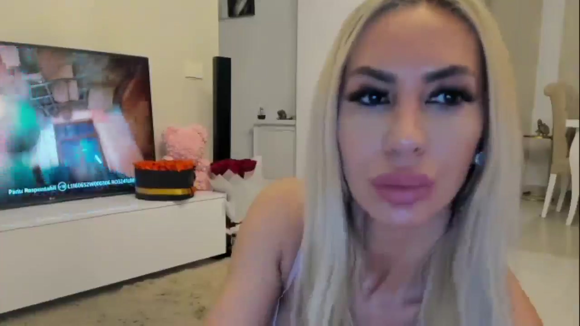 Gallery image thumbnail from Missy_alena's myfreecams stream on, 02/17/2025, 02:37 image 15 of 20