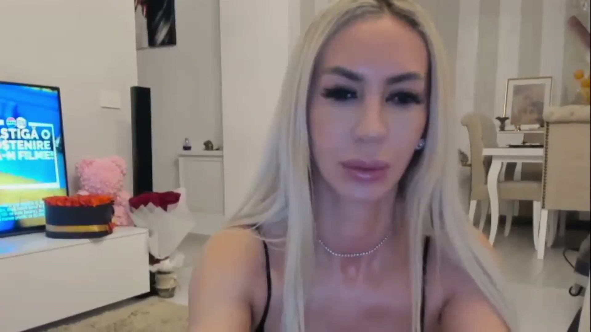 Gallery image thumbnail from Missy_alena's myfreecams stream on, 02/17/2025, 22:23 image 5 of 20