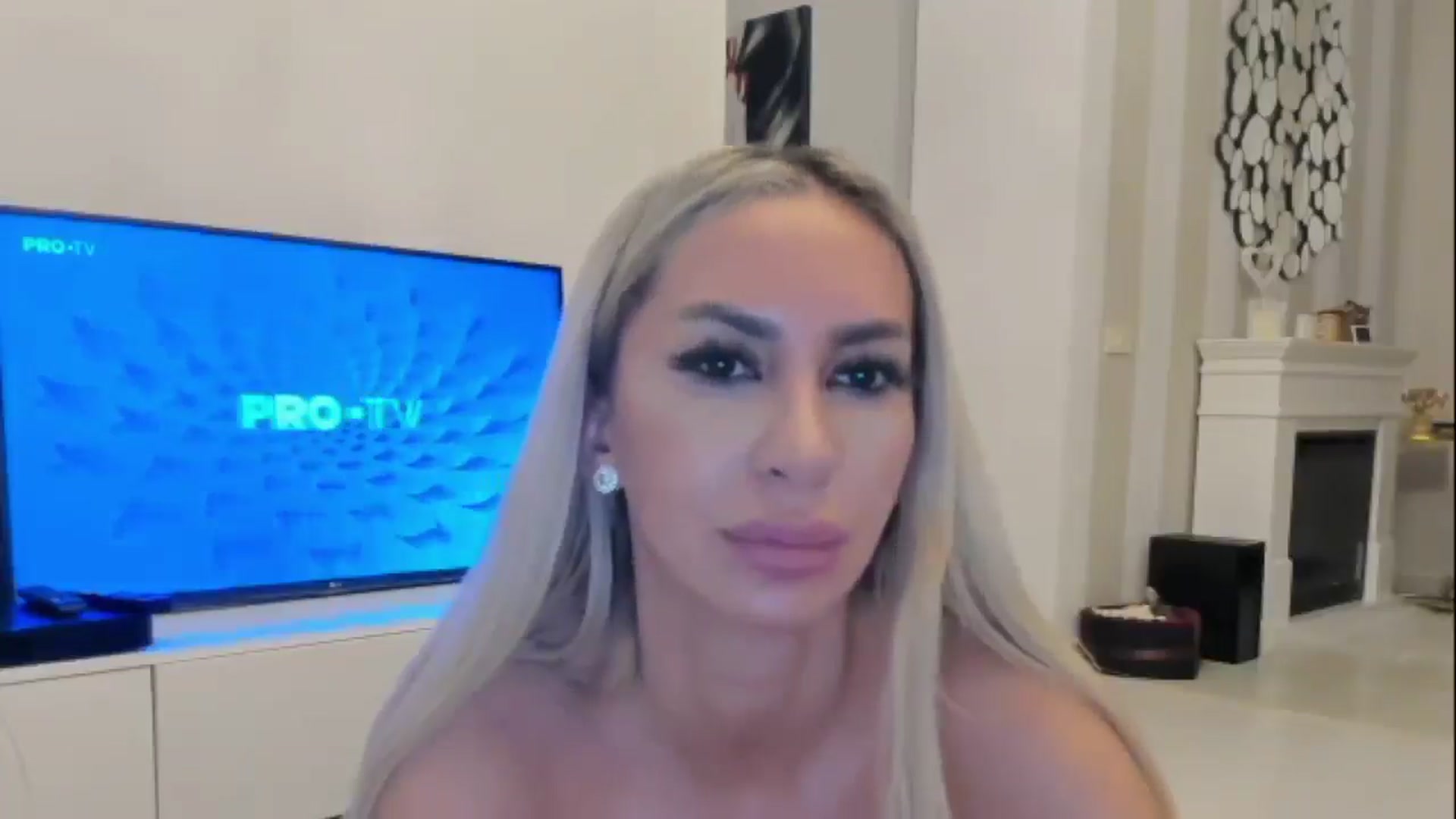 Gallery image thumbnail from Missy_alena's myfreecams stream on, 02/20/2025, 03:48 image 17 of 20