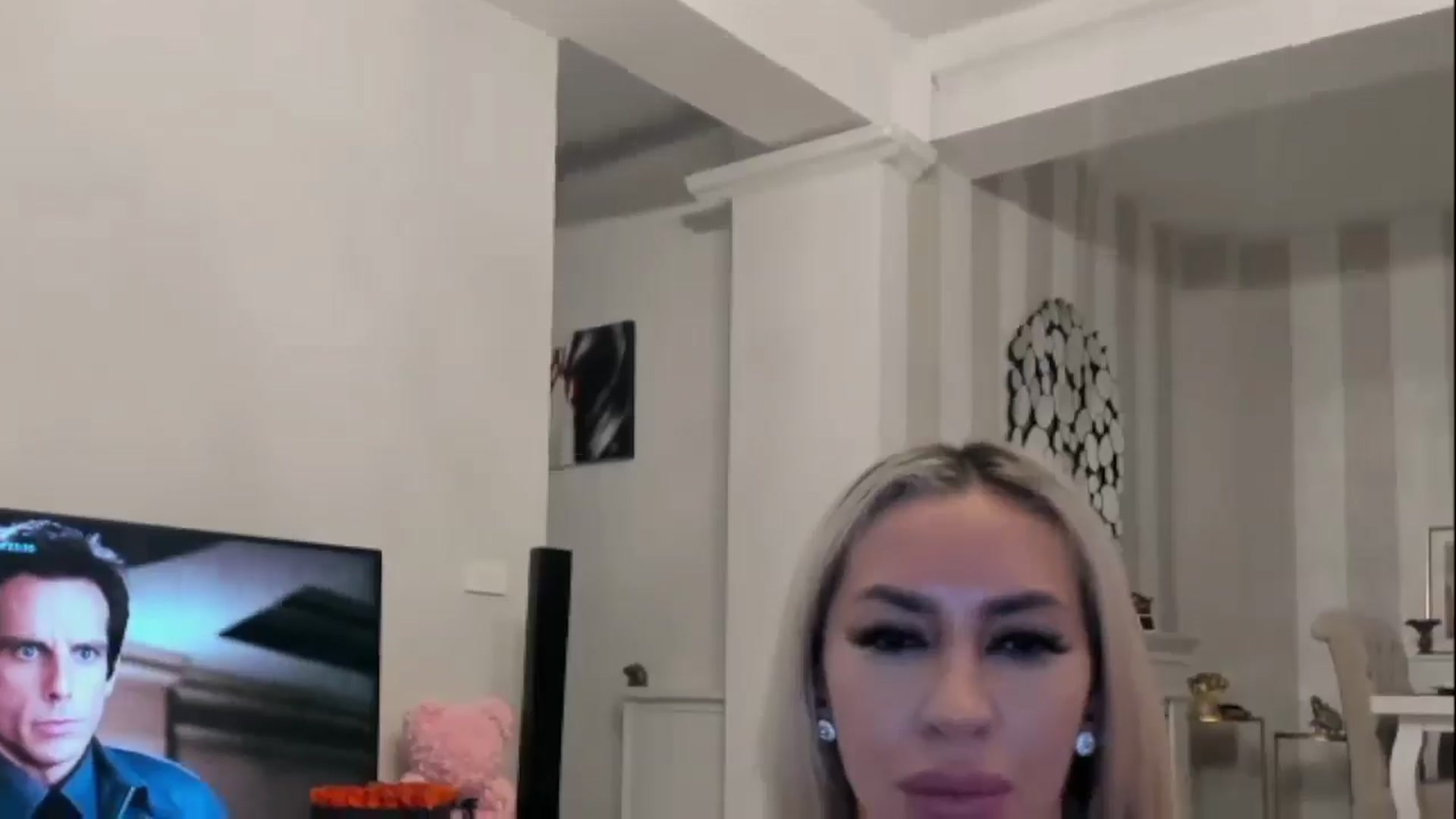 Gallery image thumbnail from Missy_alena's myfreecams stream on, 03/03/2025, 03:01 image 15 of 20