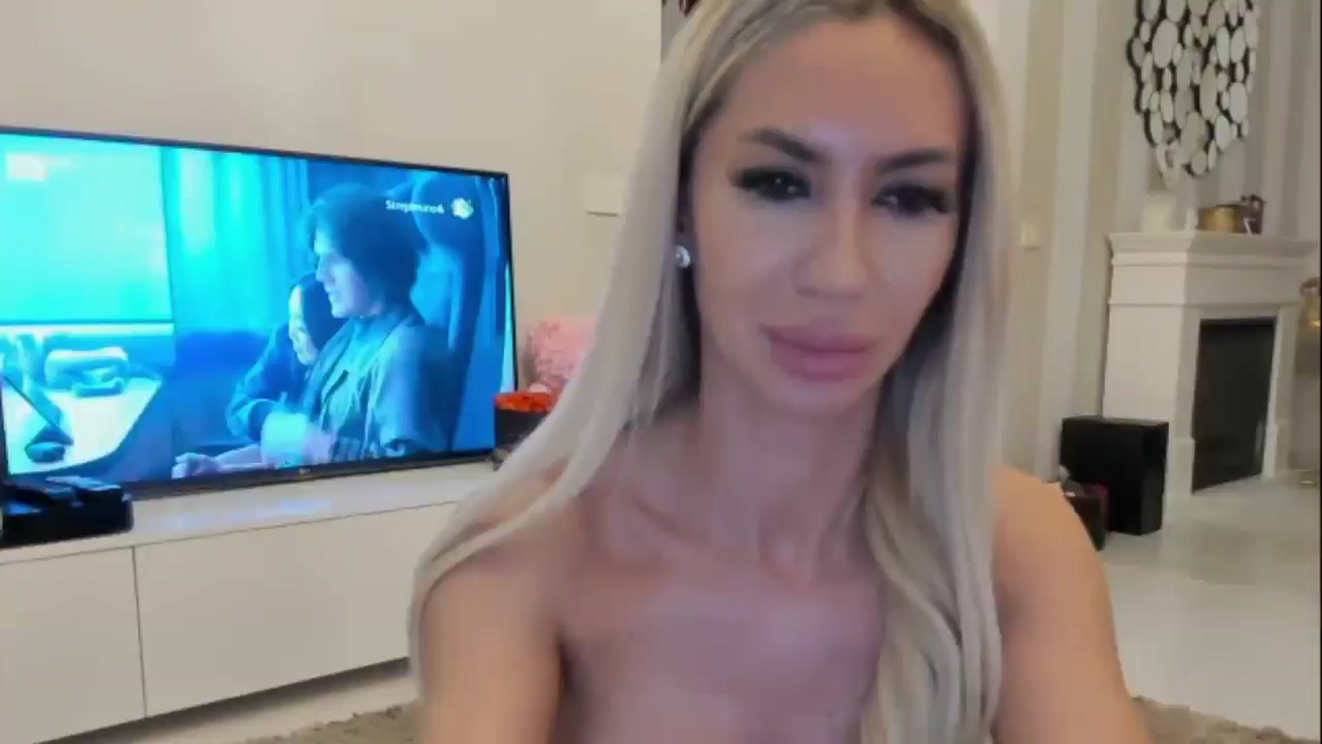 Gallery image thumbnail from Missy_alena's myfreecams stream on, 03/10/2025, 24:52 image 6 of 20