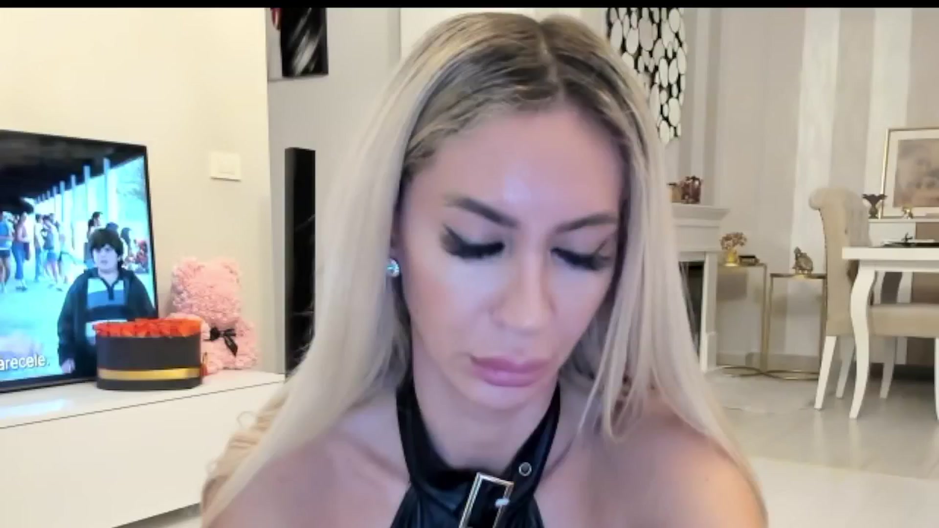 Gallery image thumbnail from Missy_alena's myfreecams stream on, 04/14/2025, 24:24 image 20 of 20