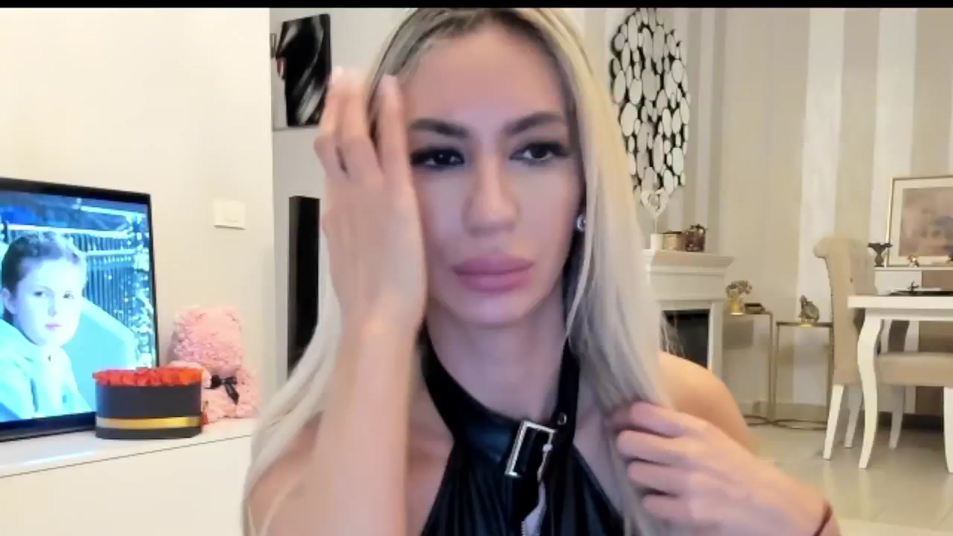 Gallery image thumbnail from Missy_alena's myfreecams stream on, 04/14/2025, 24:24 image 7 of 20