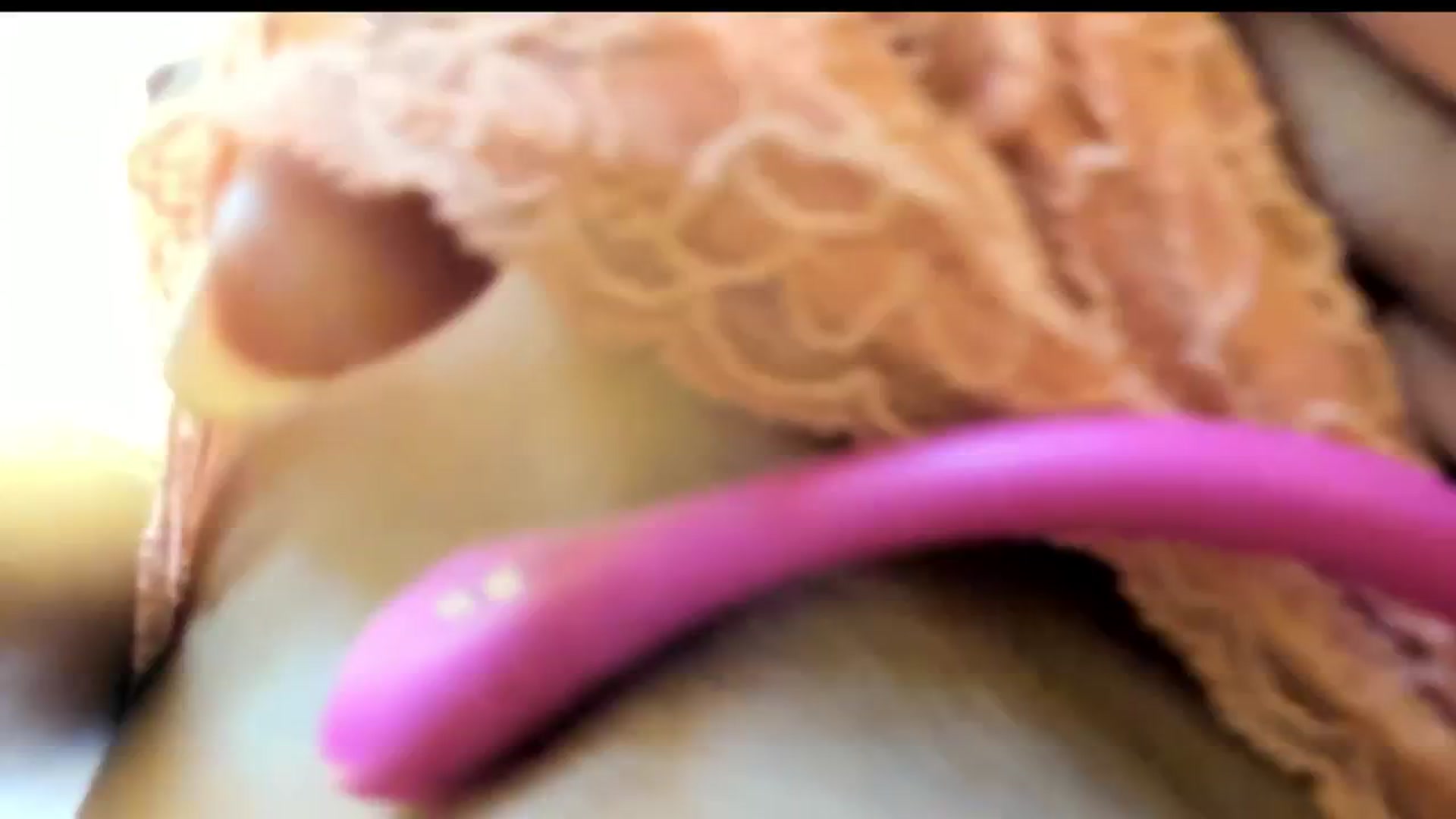 Gallery image thumbnail from Missy_alena's myfreecams stream on, 04/18/2025, 02:17 image 1 of 20