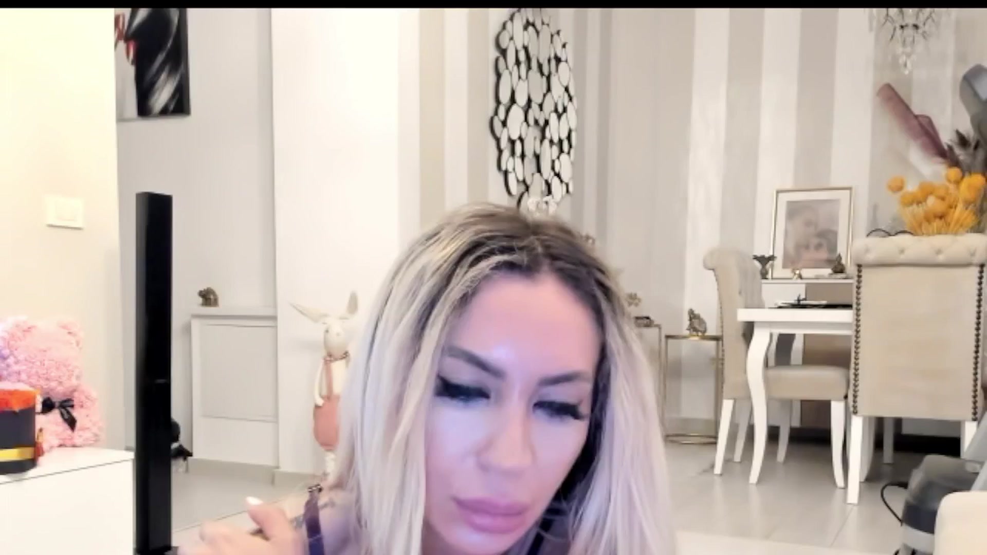 Gallery image thumbnail from Missy_alena's myfreecams stream on, 05/01/2025, 01:45 image 7 of 20