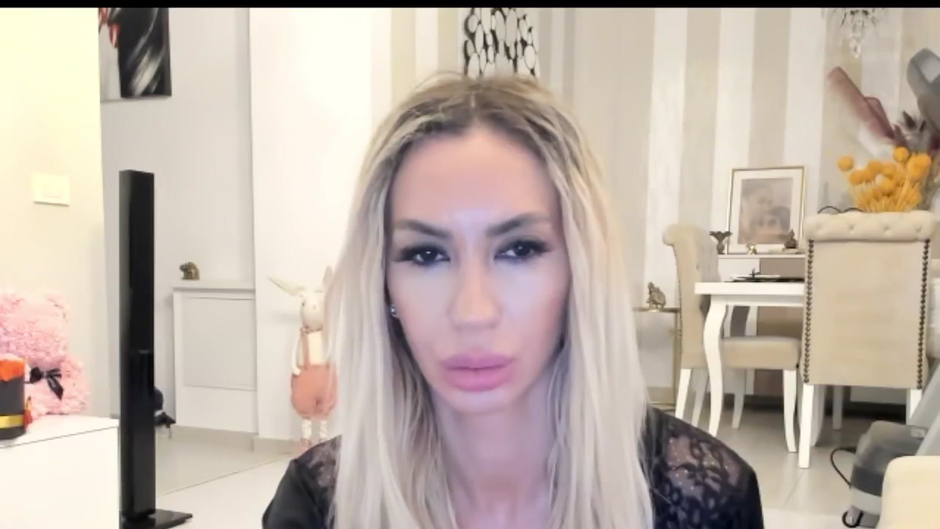 Gallery image thumbnail from Missy_alena's myfreecams stream on, 05/01/2025, 01:45 image 12 of 20