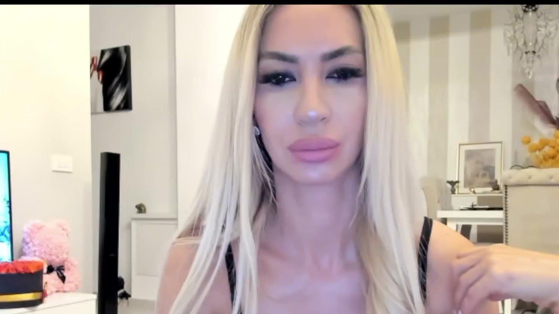 Gallery image thumbnail from Missy_alena's myfreecams stream on, 05/01/2025, 20:36 image 20 of 20