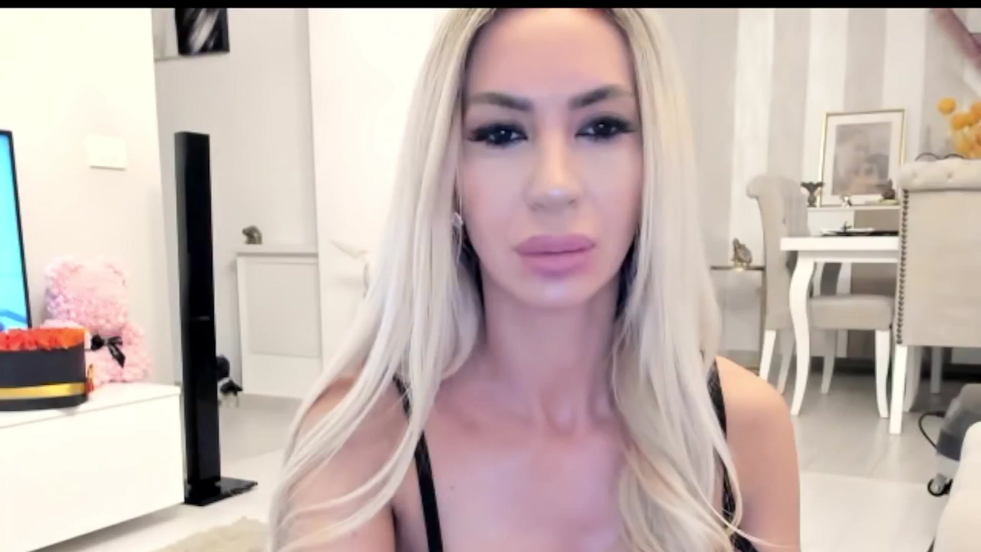 Gallery image thumbnail from Missy_alena's myfreecams stream on, 05/01/2025, 20:36 image 4 of 20