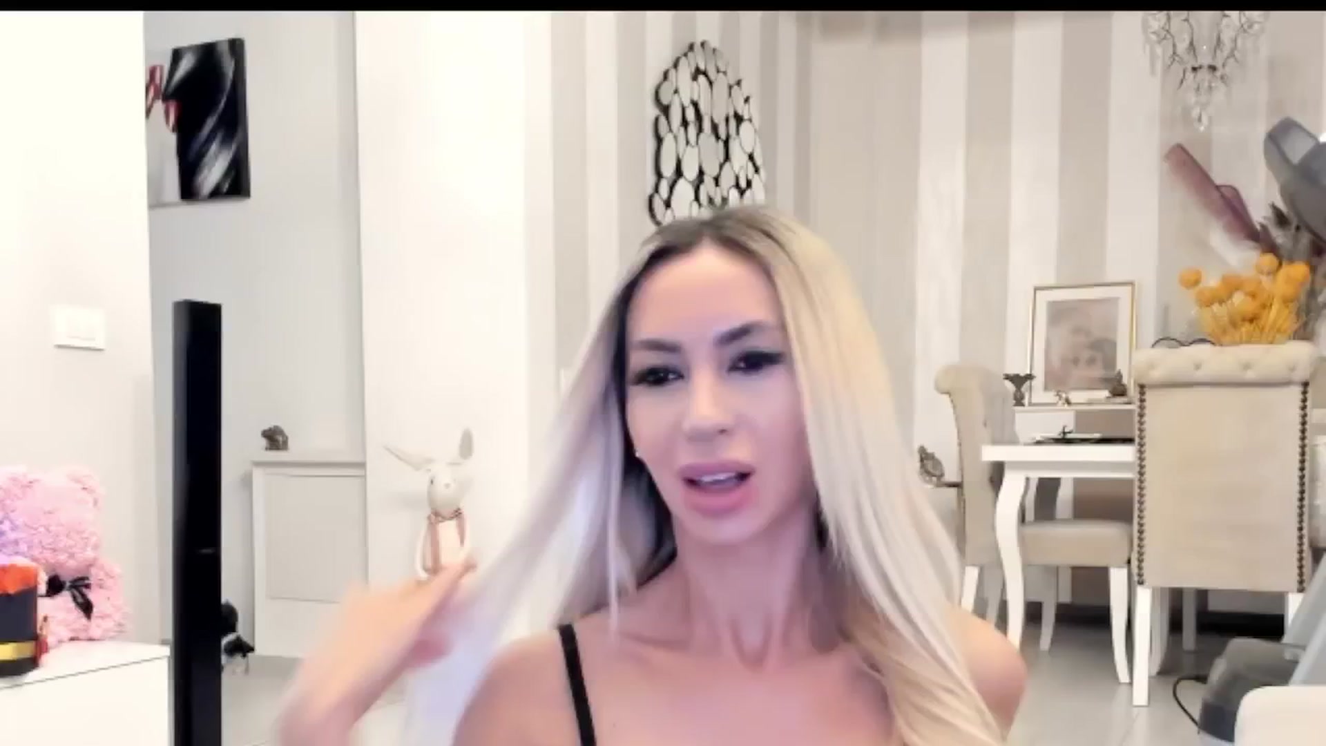 Gallery image thumbnail from Missy_alena's myfreecams stream on, 05/01/2025, 20:36 image 14 of 20
