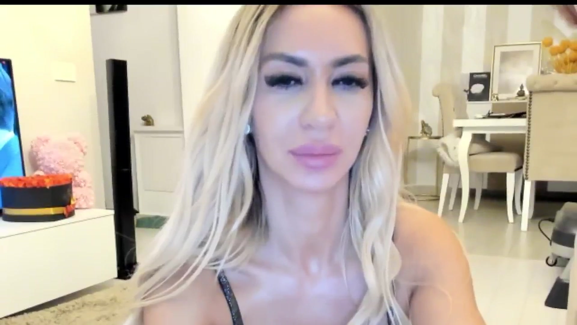 Gallery image thumbnail from Missy_alena's myfreecams stream on, 07/28/2025, 24:02 image 11 of 20
