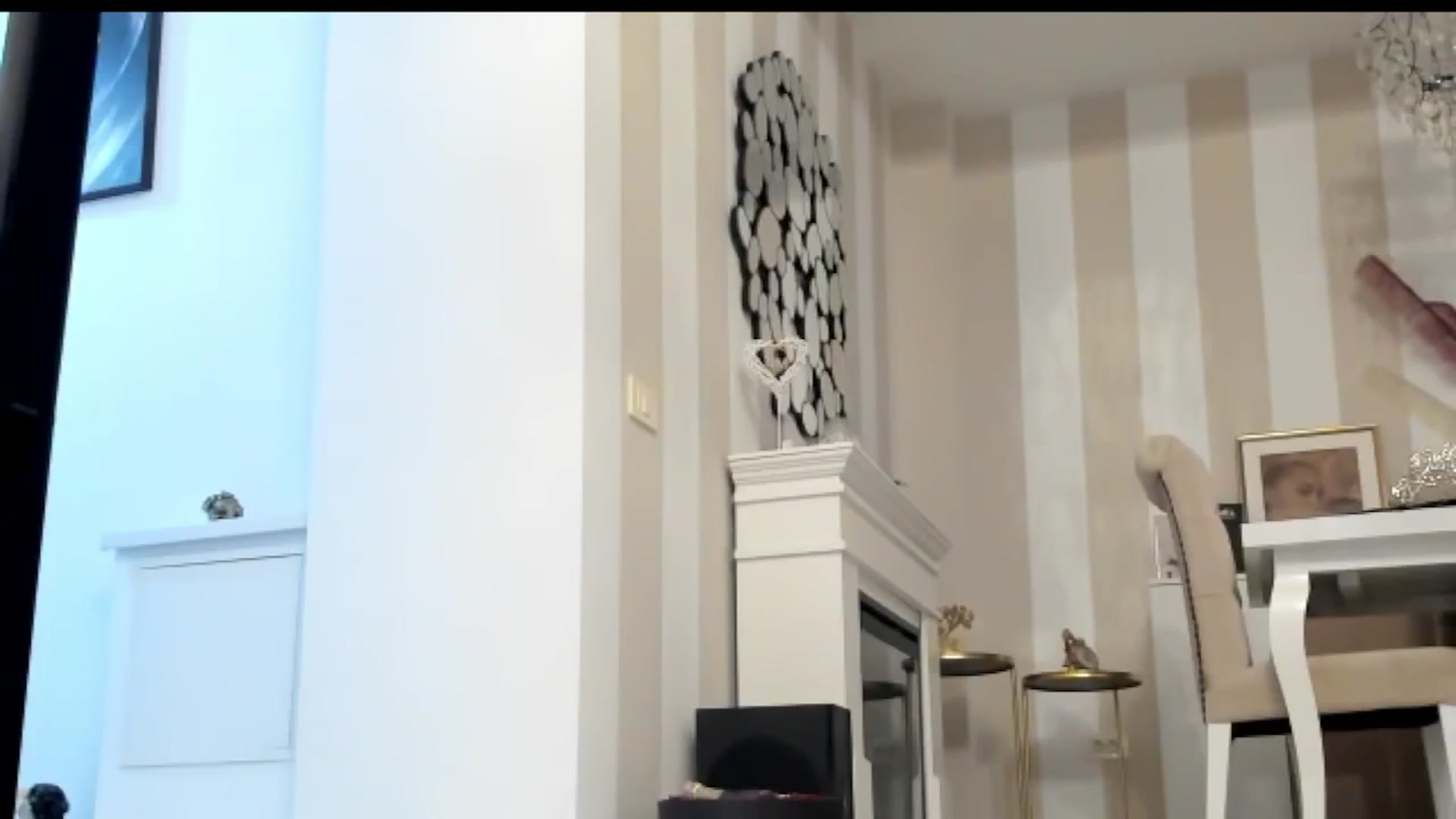 Gallery image thumbnail from Missy_alena's myfreecams stream on, 08/06/2025, 22:49 image 14 of 20