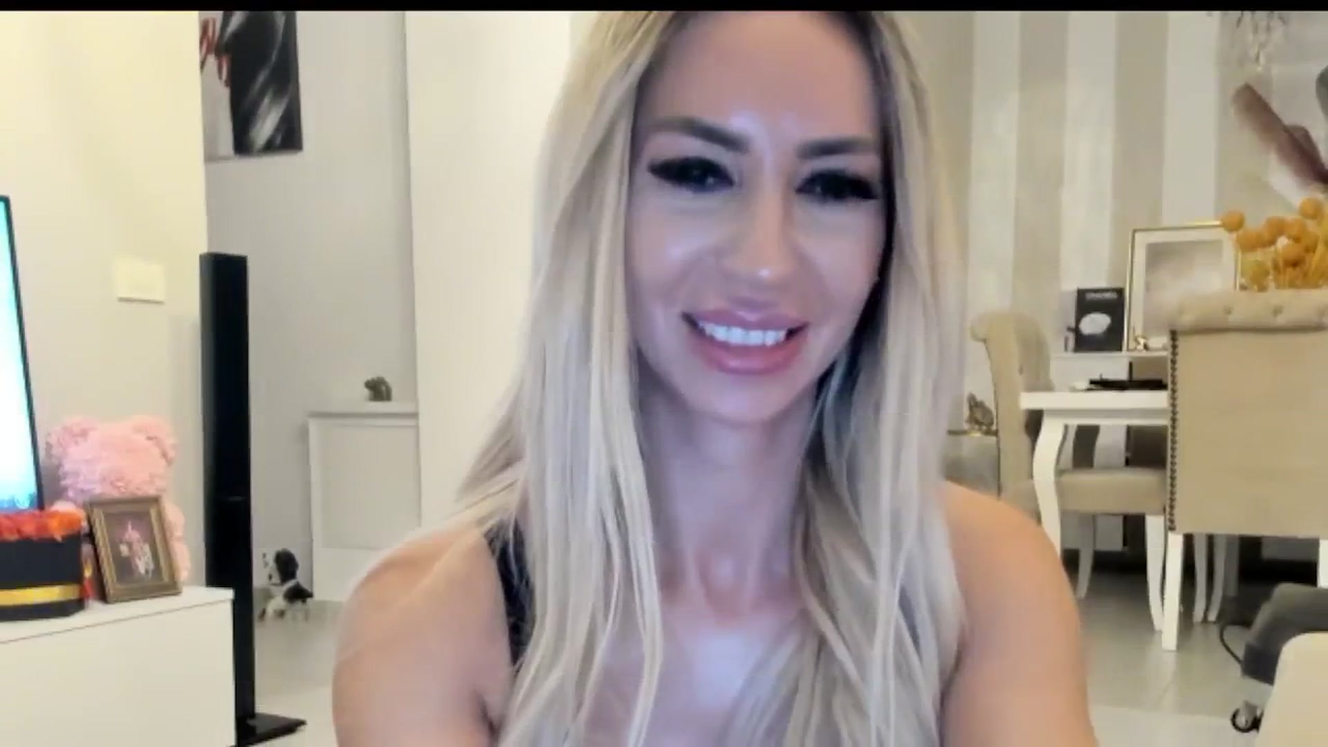 Gallery image thumbnail from Missy_alena's myfreecams stream on, 08/16/2025, 23:35 image 3 of 20