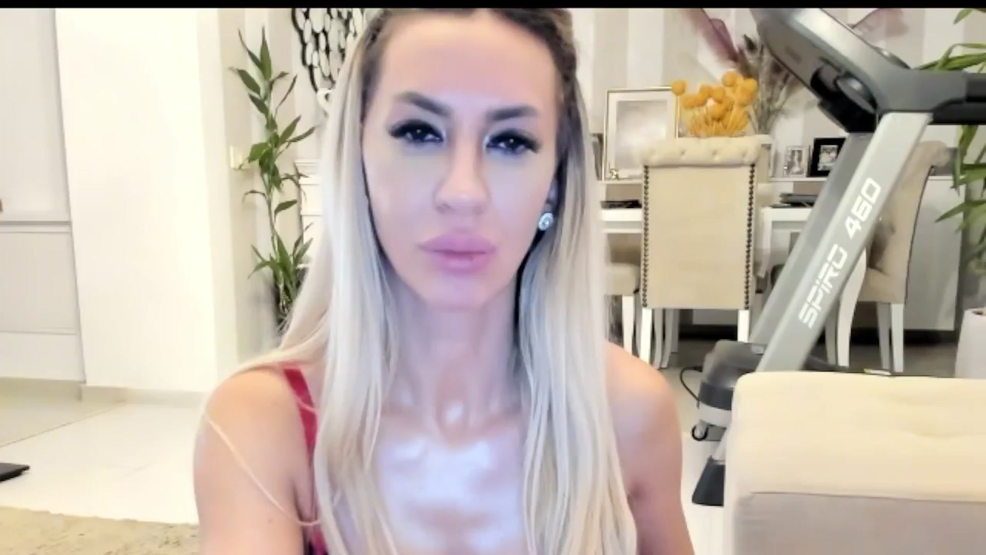 Gallery image thumbnail from Missy_alena's myfreecams stream on, 09/05/2025, 01:22 image 4 of 20