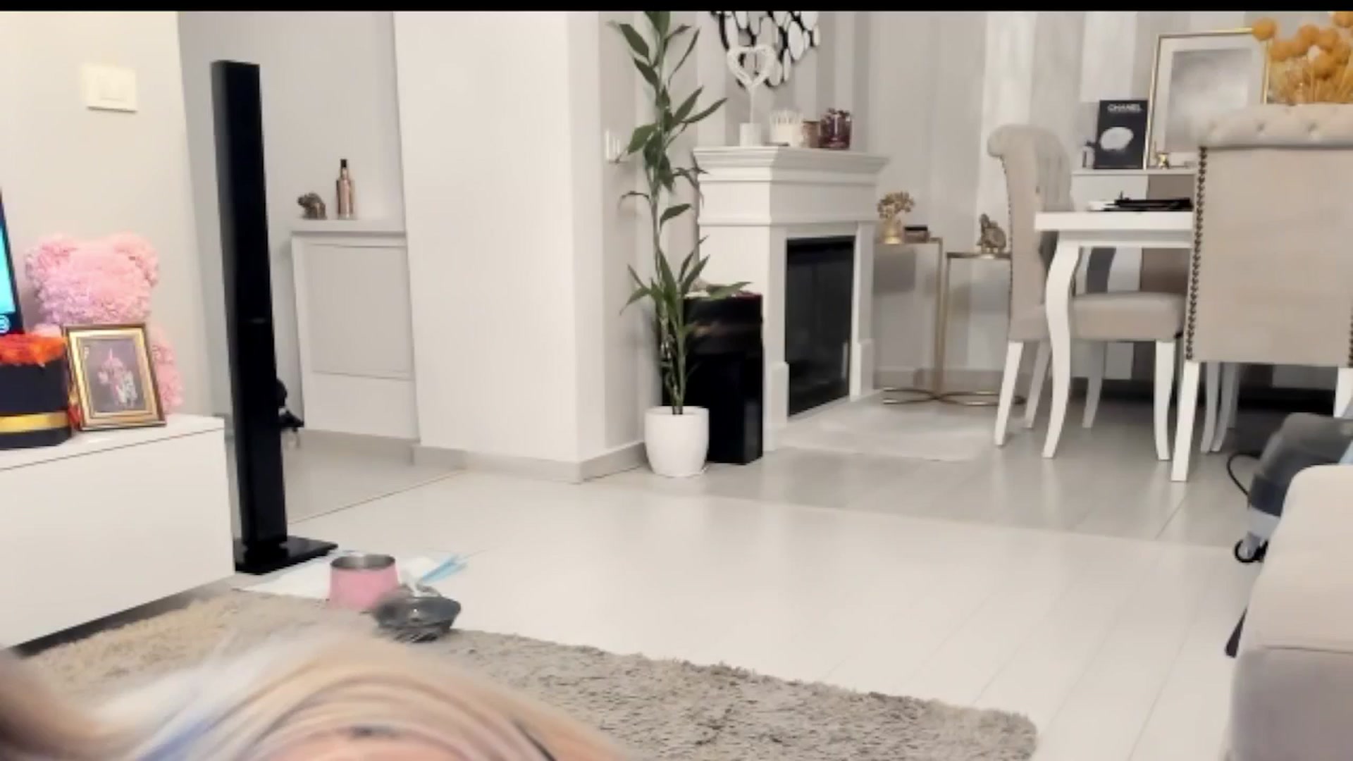 Gallery image thumbnail from Missy_alena's myfreecams stream on, 09/11/2025, 22:16 image 6 of 20