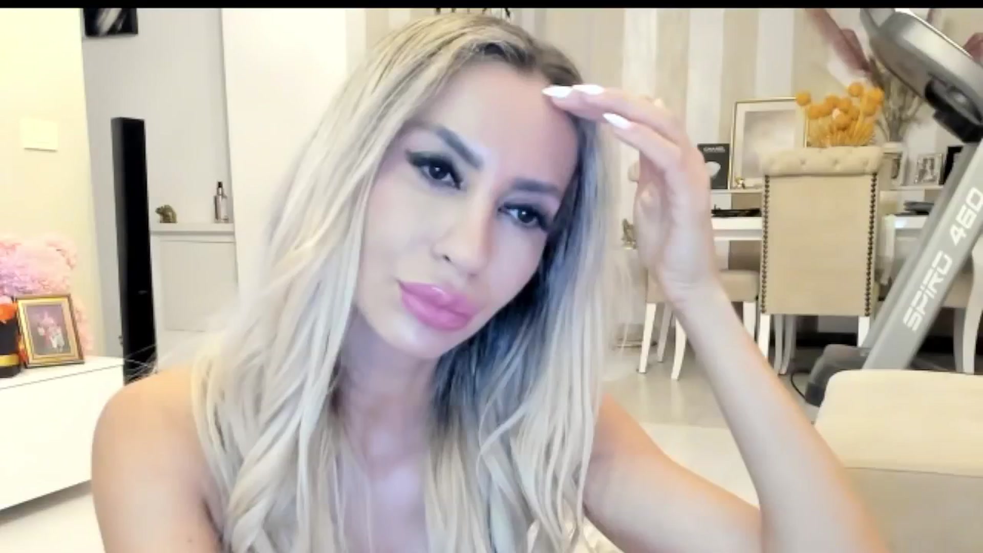 Gallery image thumbnail from Missy_alena's myfreecams stream on, 09/16/2025, 22:00 image 14 of 20