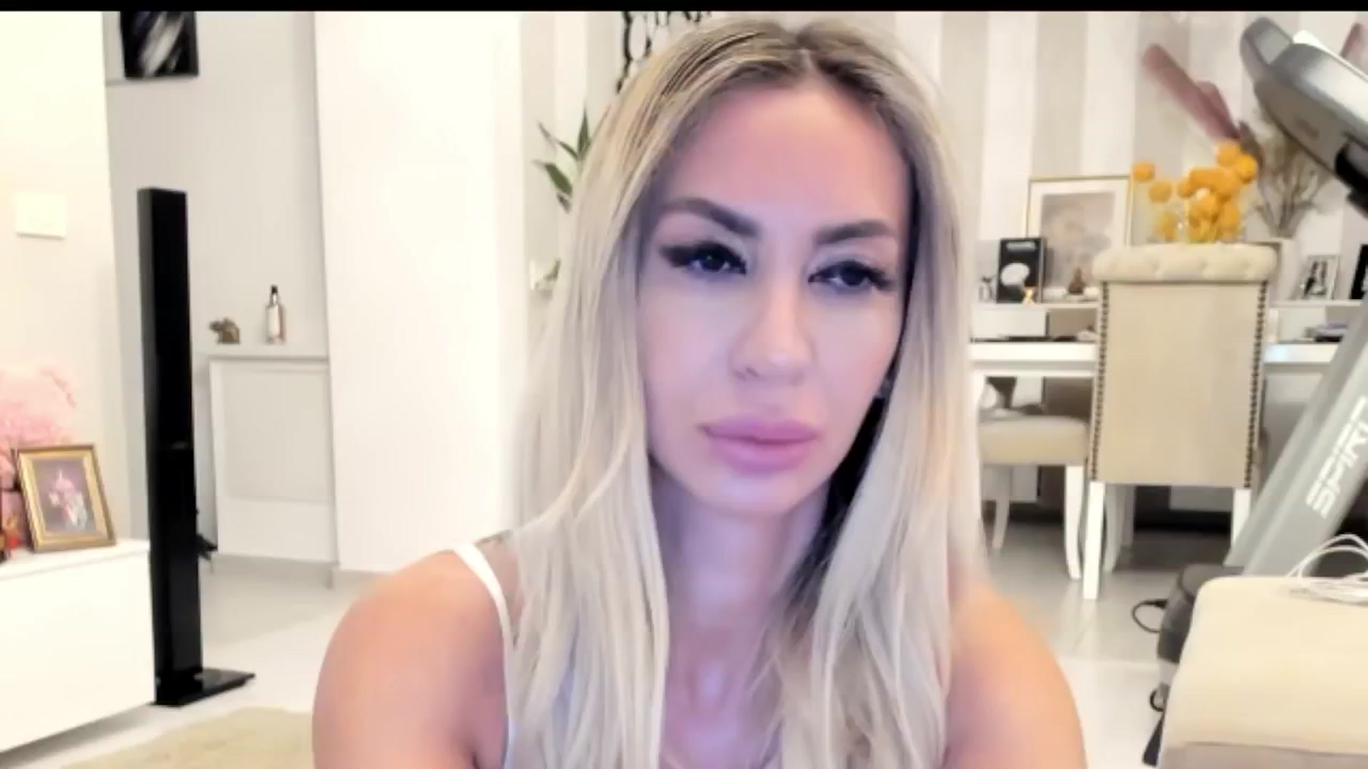 Gallery image thumbnail from Missy_alena's myfreecams stream on, 10/13/2025, 22:07 image 3 of 20
