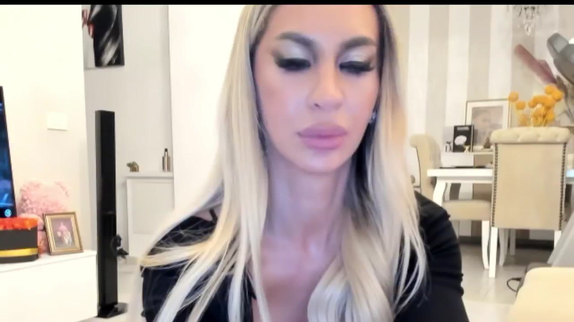 Gallery image thumbnail from Missy_alena's myfreecams stream on, 10/25/2025, 23:12 image 4 of 20