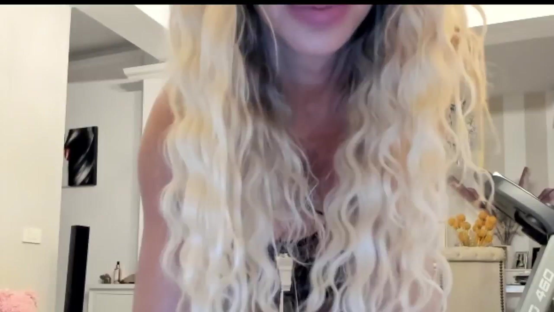 Gallery image thumbnail from Missy_alena's myfreecams stream on, 10/30/2025, 23:36 image 4 of 20