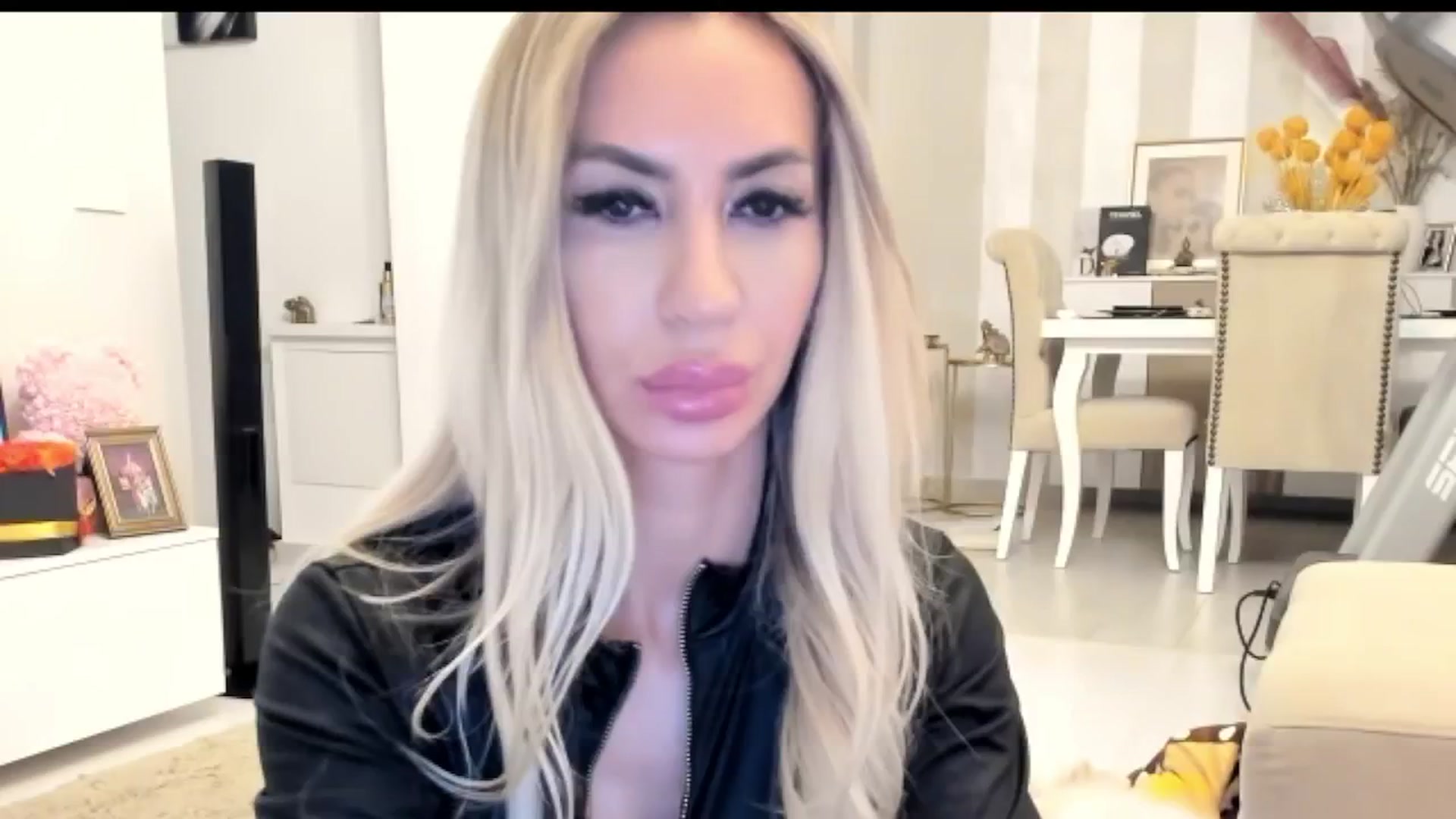 Gallery image thumbnail from Missy_alena's myfreecams stream on, 12/03/2025, 03:10 image 12 of 20