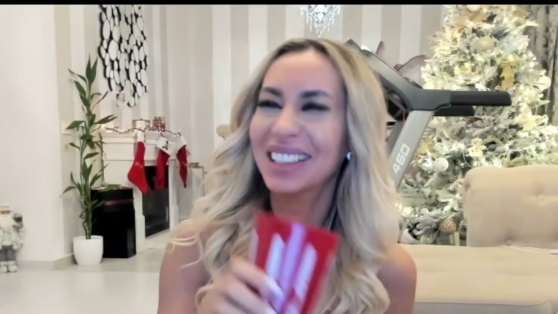 Gallery image thumbnail from Missy_alena's myfreecams stream on, 12/14/2025, 02:28 image 20 of 20