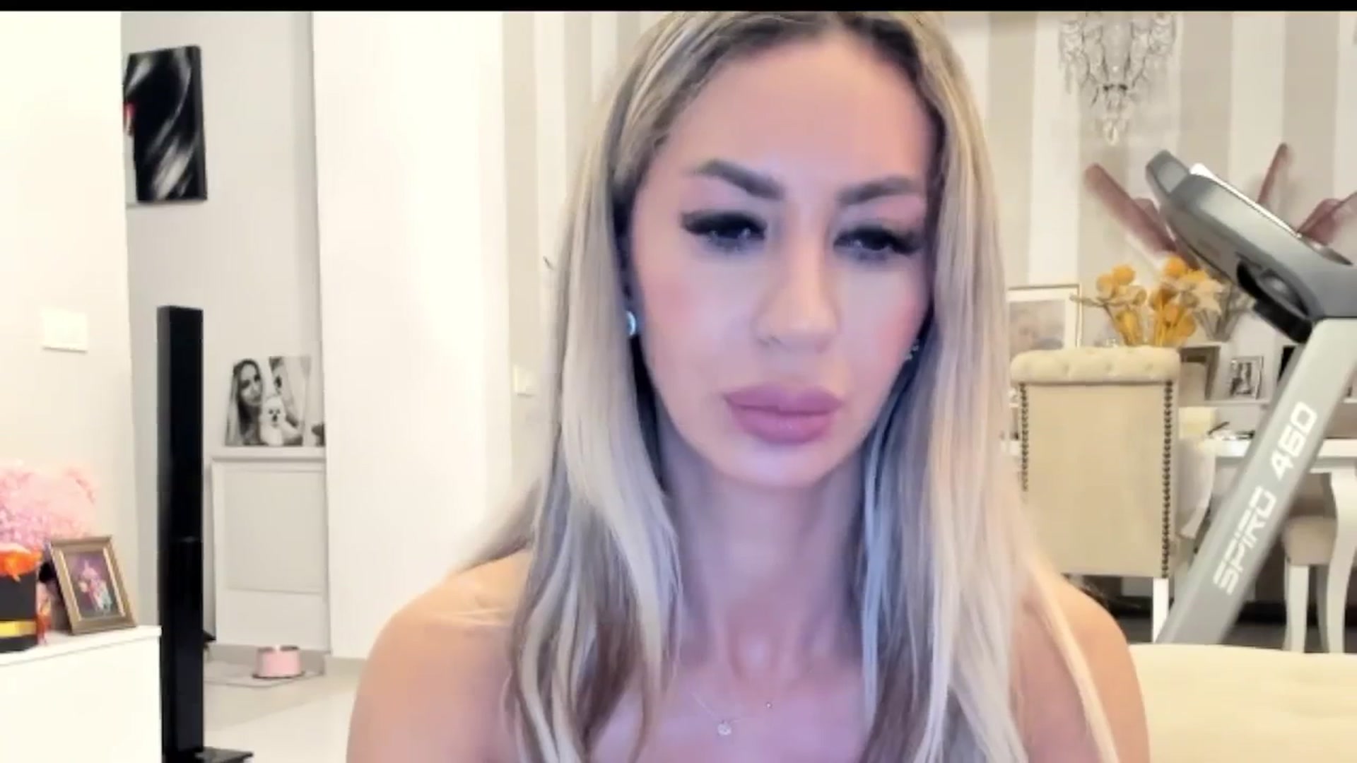 Gallery image thumbnail from Missy_alena's myfreecams stream on, 01/29/2026, 01:52 image 6 of 20