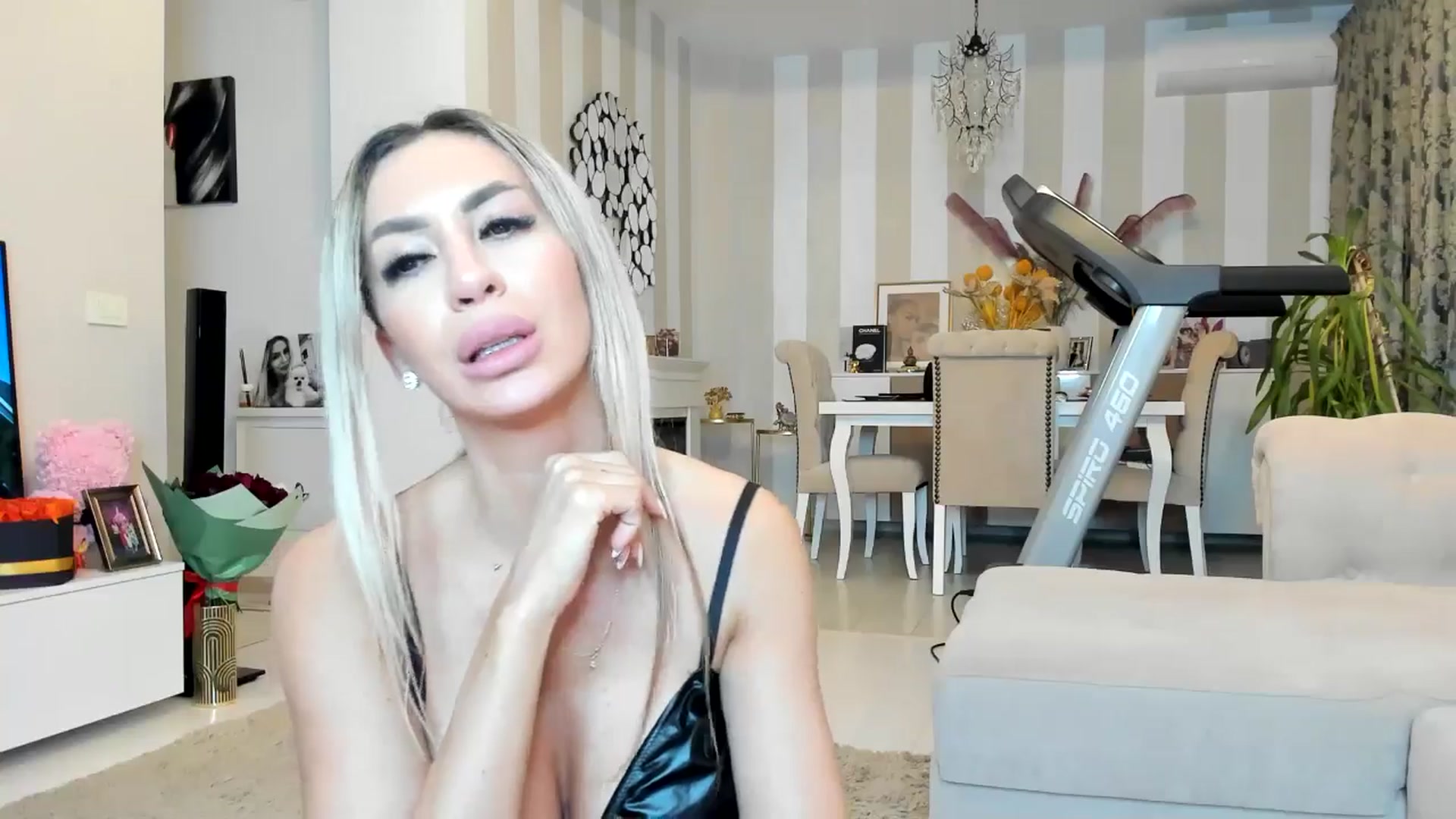 Gallery image thumbnail from Missy_alena's myfreecams stream on, 02/25/2026, 24:41 image 5 of 20