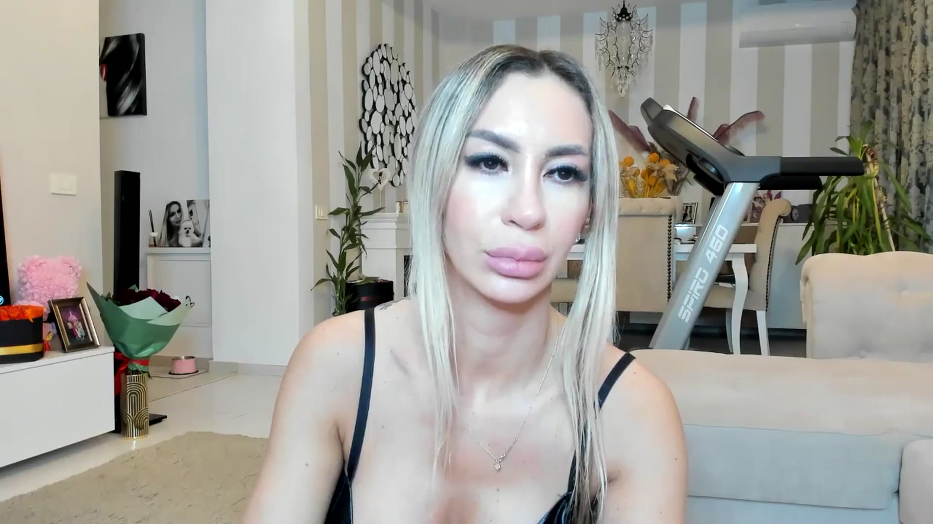 Gallery image thumbnail from Missy_alena's myfreecams stream on, 02/25/2026, 24:41 image 13 of 20