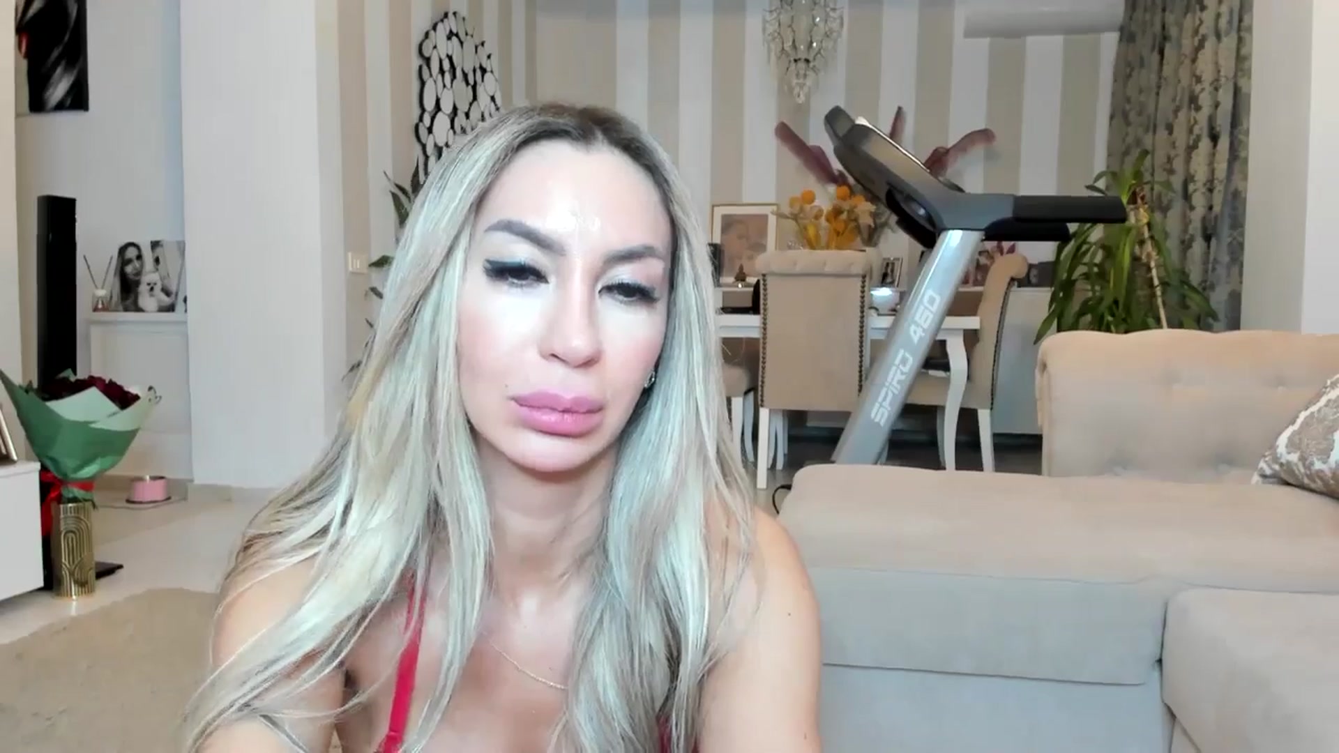 Gallery image thumbnail from Missy_alena's myfreecams stream on, 02/26/2026, 02:19 image 17 of 20