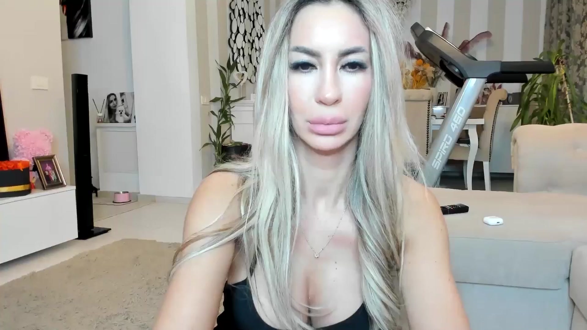 Gallery image thumbnail from Missy_alena's myfreecams stream on, 02/26/2026, 22:23 image 3 of 20