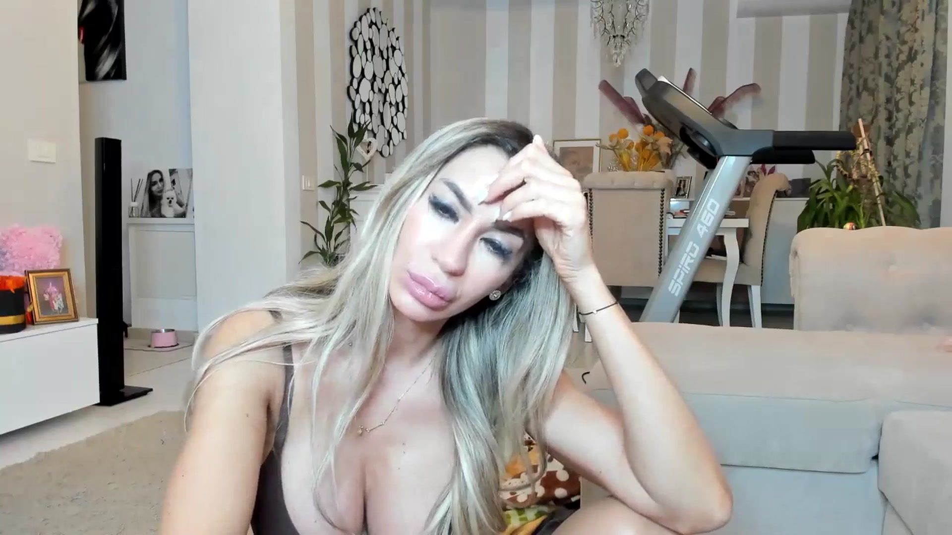 Gallery image thumbnail from Missy_alena's myfreecams stream on, 03/23/2026, 01:49 image 13 of 20