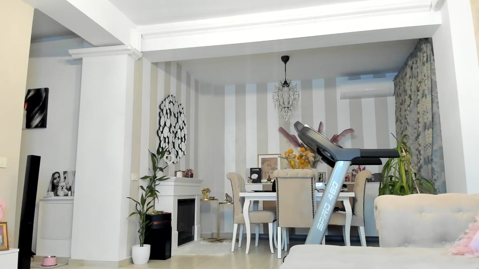 Gallery image thumbnail from Missy_alena's myfreecams stream on, 03/30/2026, 02:00 image 2 of 20
