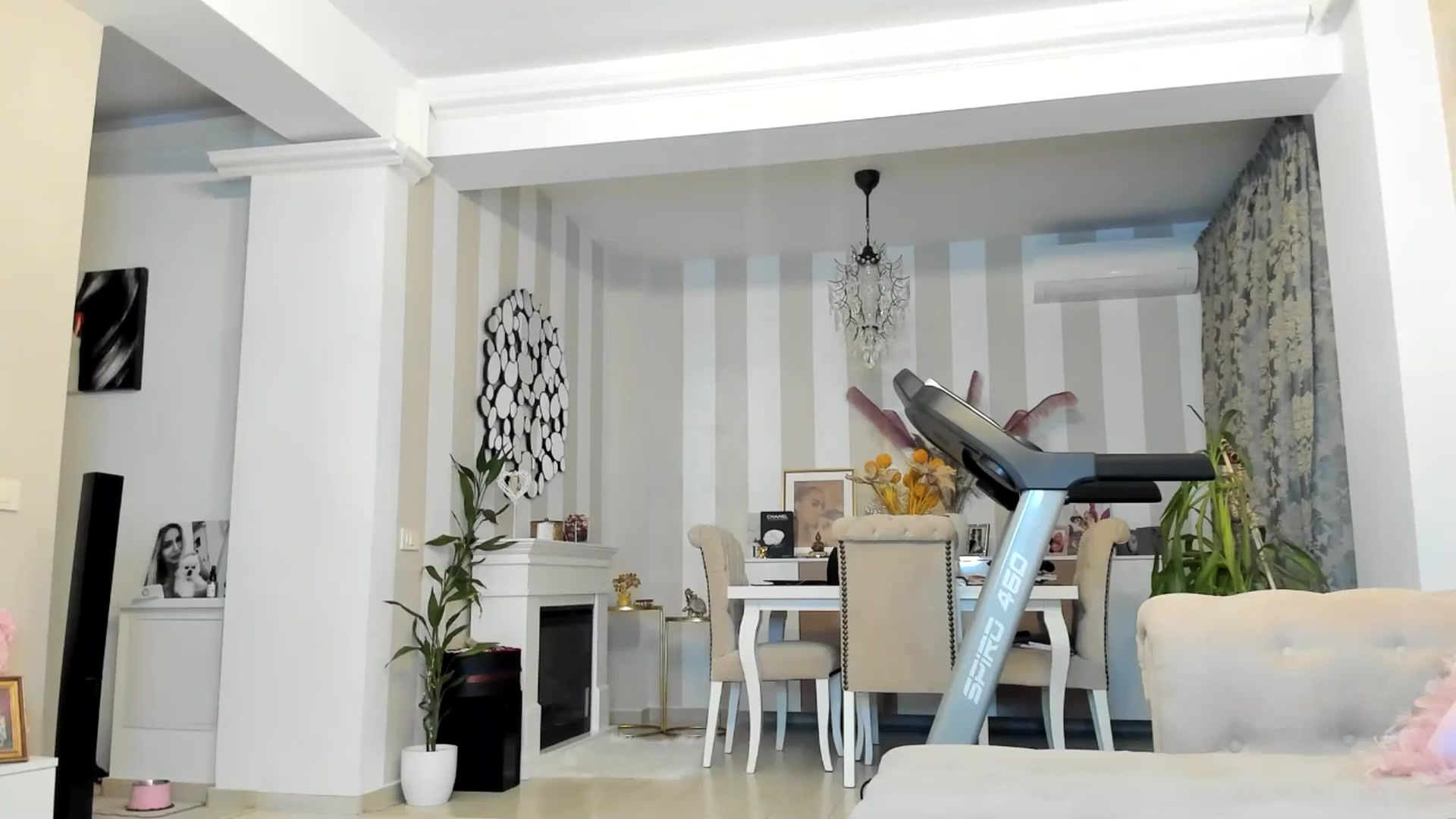 Gallery image thumbnail from Missy_alena's myfreecams stream on, 03/30/2026, 02:00 image 3 of 20