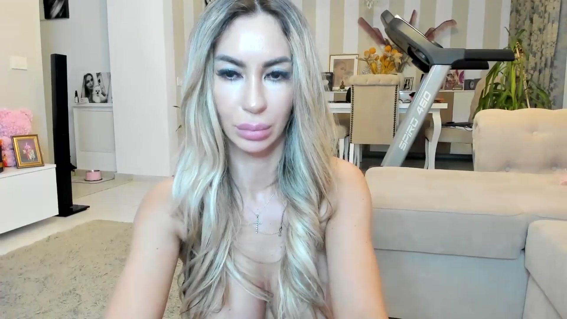 Gallery image thumbnail from Missy_alena's myfreecams stream on, 03/30/2026, 23:34 image 16 of 20