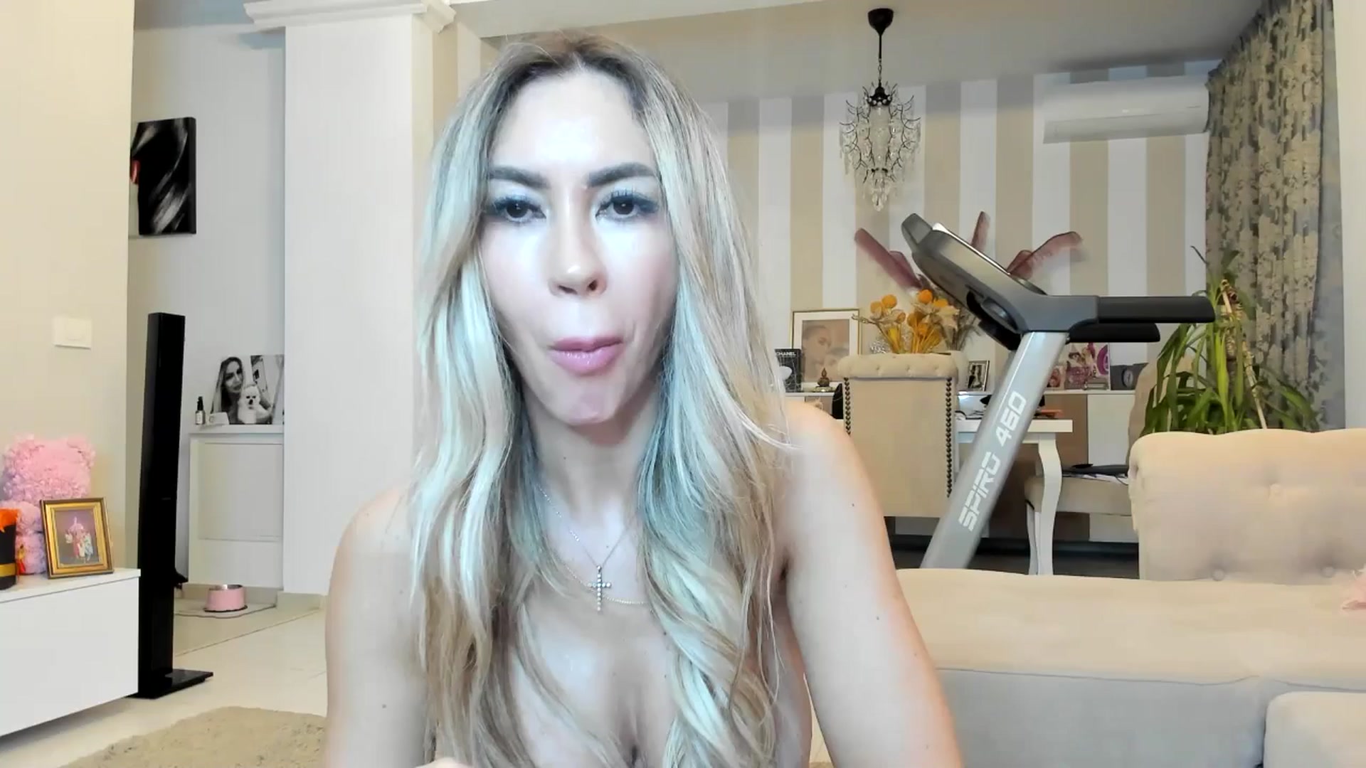 Gallery image thumbnail from Missy_alena's myfreecams stream on, 03/30/2026, 23:34 image 1 of 20