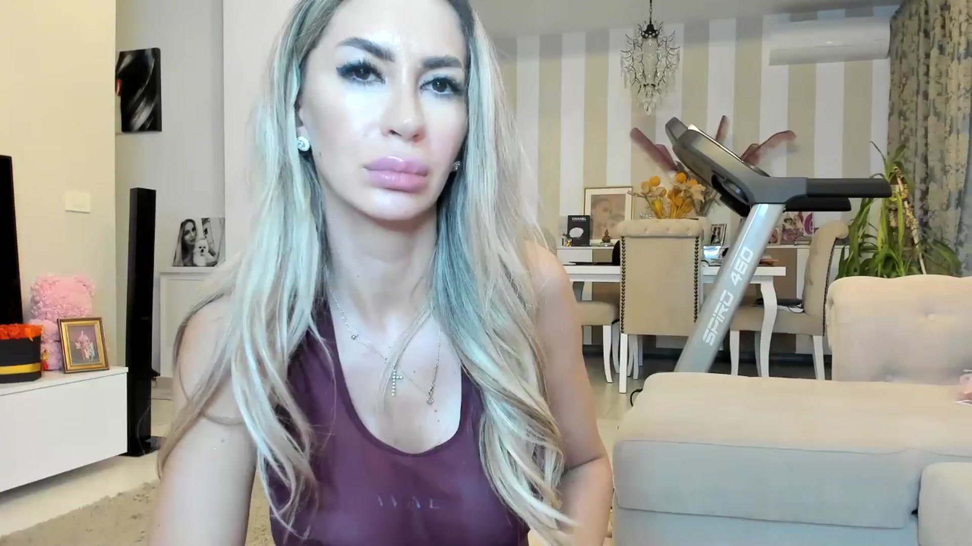 Gallery image thumbnail from Missy_alena's myfreecams stream on, 04/08/2026, 01:36 image 4 of 20