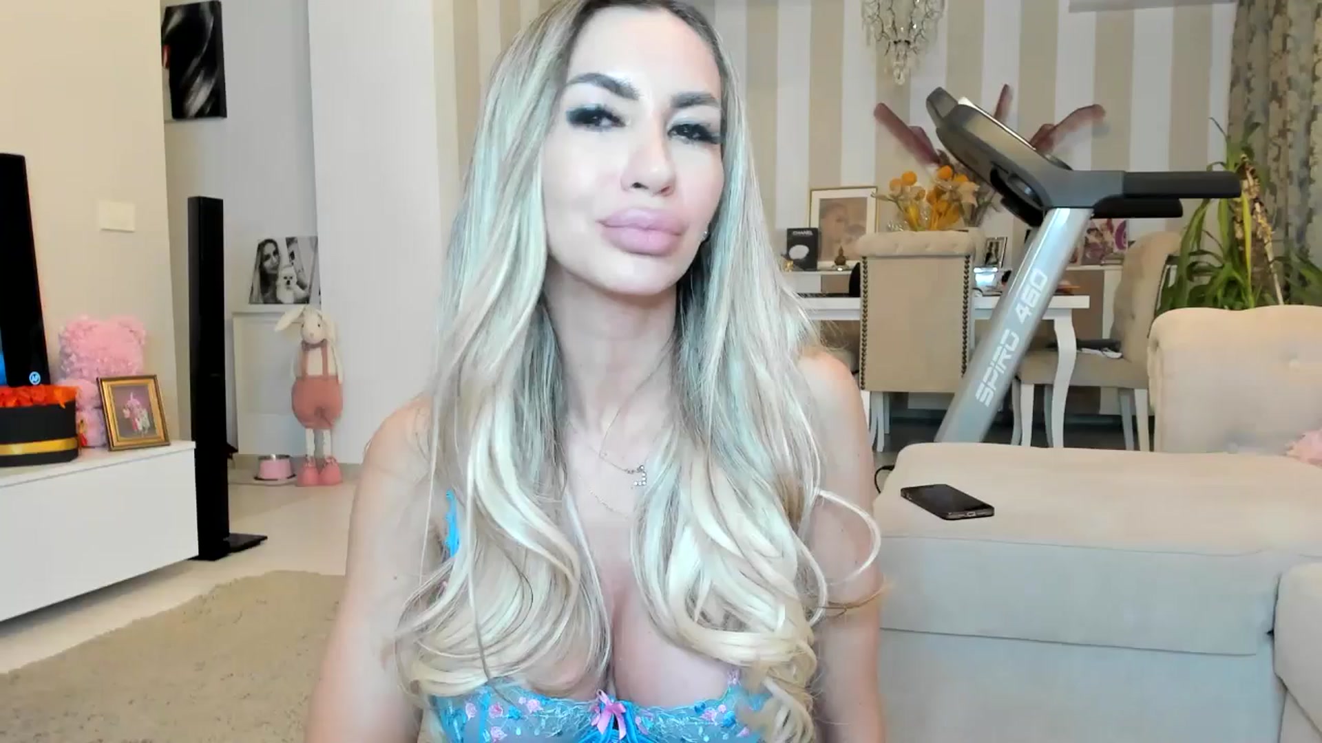 Gallery image thumbnail from Missy_alena's myfreecams stream on, 04/11/2026, 20:52 image 13 of 20