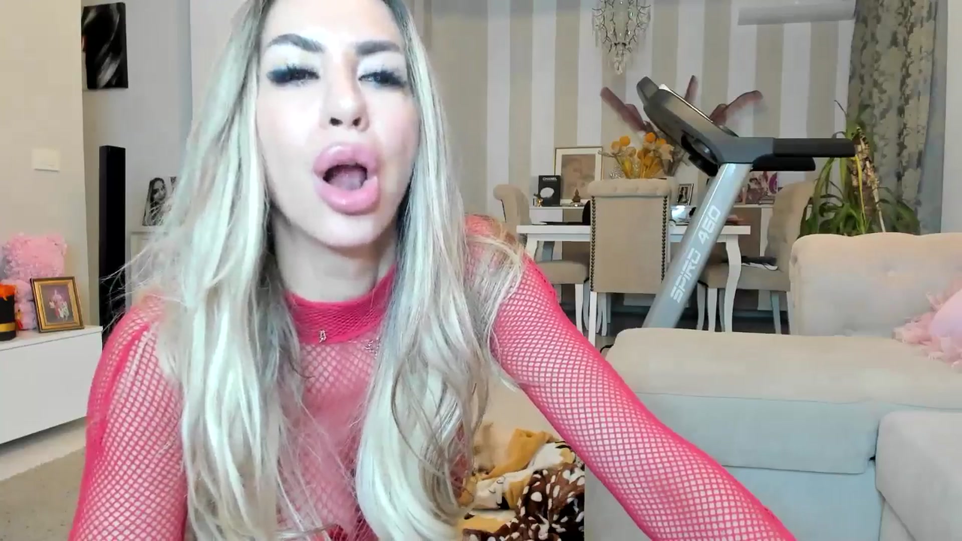 Gallery image thumbnail from Missy_alena's myfreecams stream on, 04/13/2026, 23:21 image 20 of 20