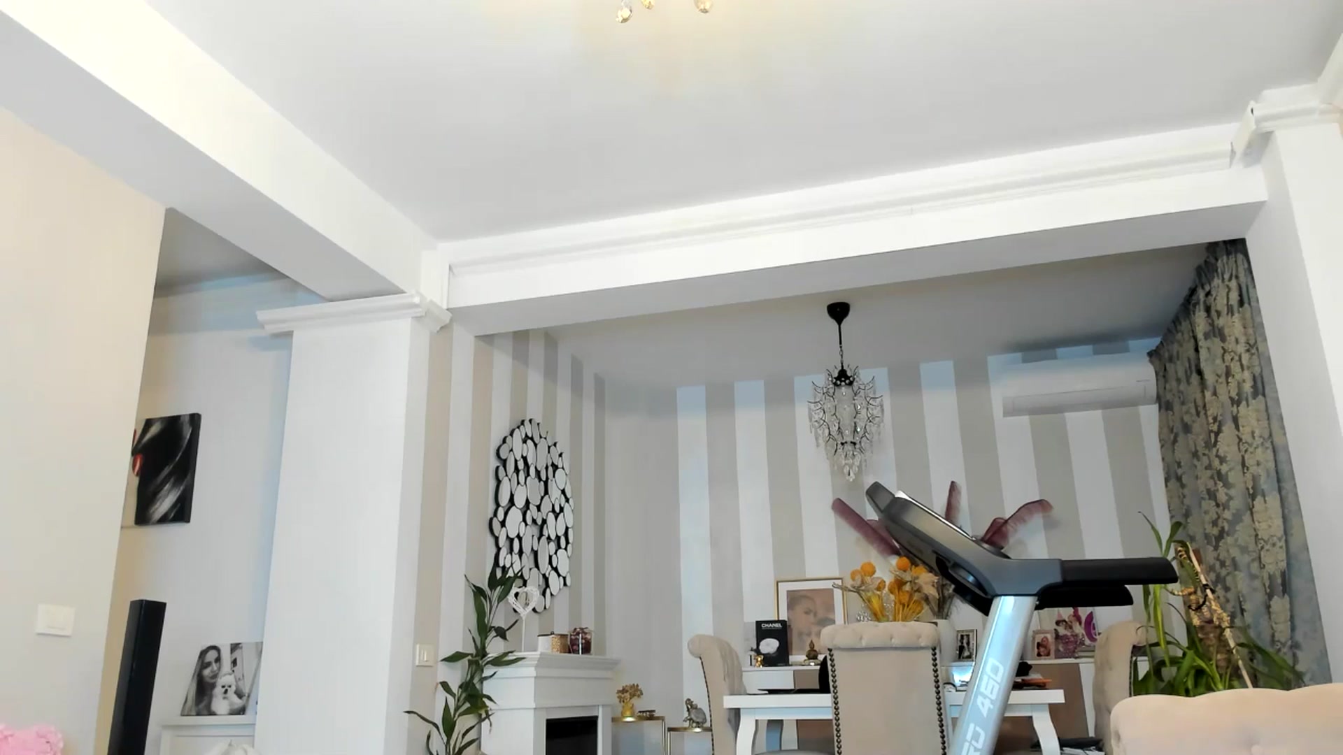 Gallery image thumbnail from Missy_alena's myfreecams stream on, 04/22/2026, 24:01 image 20 of 20